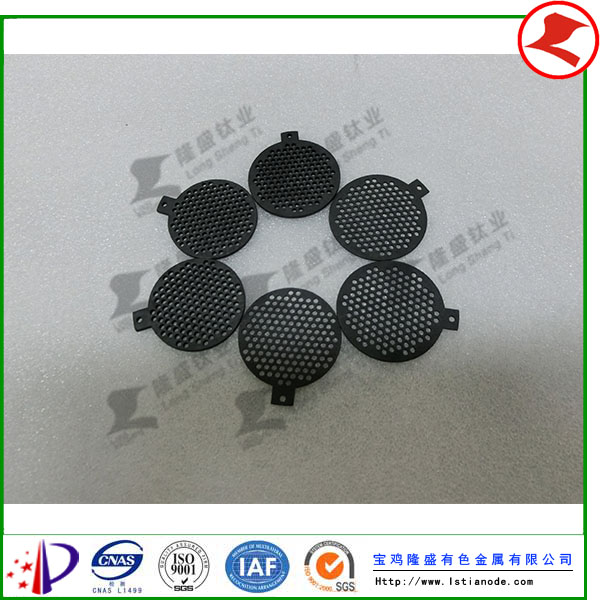 鈦圓板孔發(fā)貨于浙江客戶